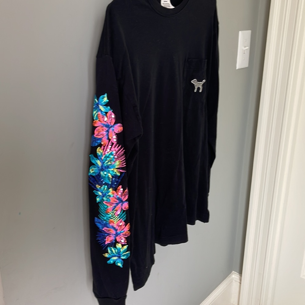 PINK Long-sleeve Tee